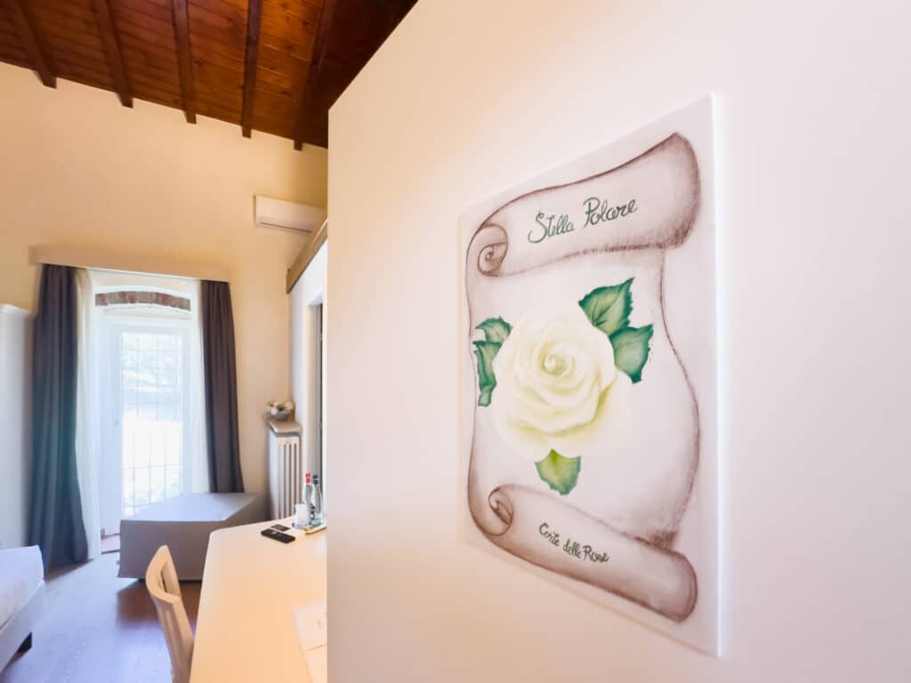 Foto di relax tra le colline moreniche – Corte delle Rose